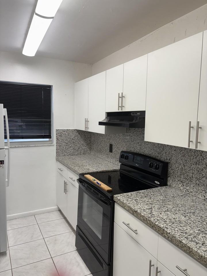 2801 Albatross Rd - Photo 5 of 15