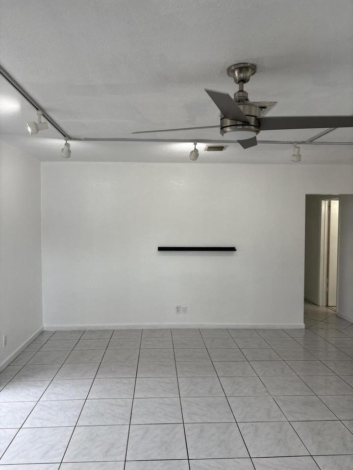 2801 Albatross Rd - Photo 6 of 15