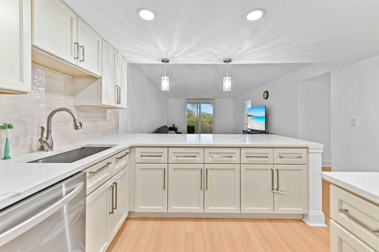 5700 Nw 2nd Ave Apt 211 - Photo 7 of 29