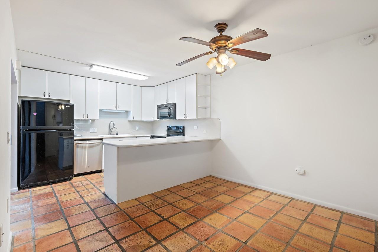 227 2nd Ter - Photo 3 of 19