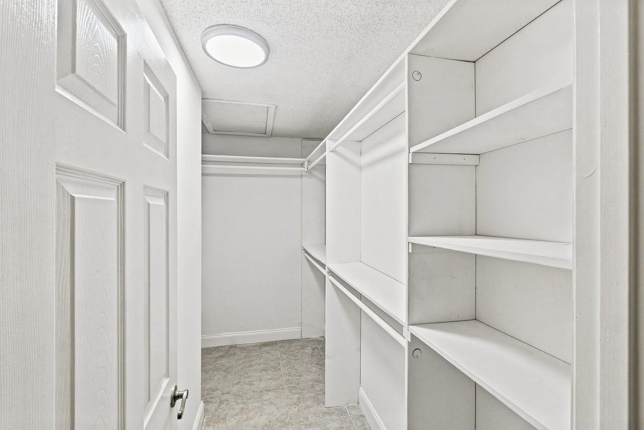 9770 Nickels Blvd #405 - Photo 3 of 35