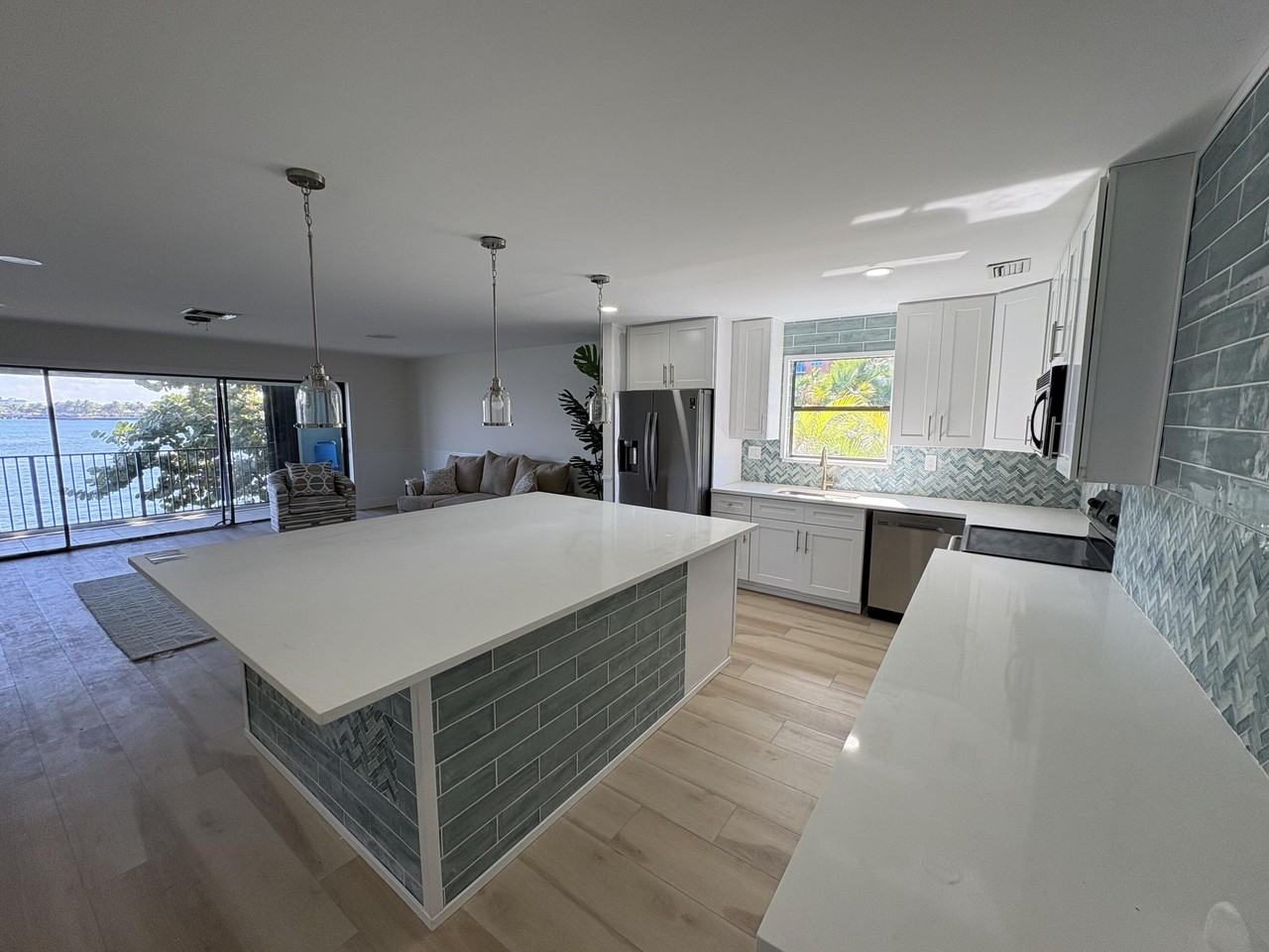 360 Wilma Cir Apt 7 - Photo 6 of 15