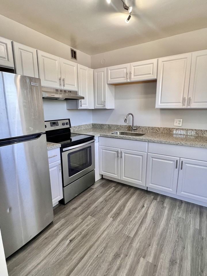 6289 Lear Dr Apt 408 - Photo 5 of 24