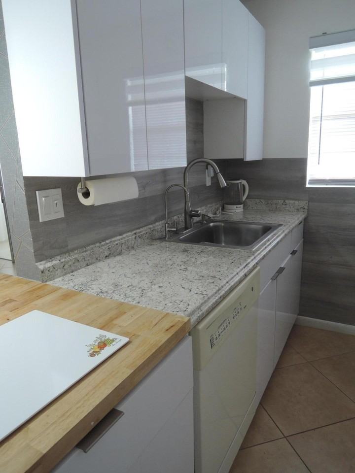 115 Lakes End Dr Apt D - Photo 6 of 22