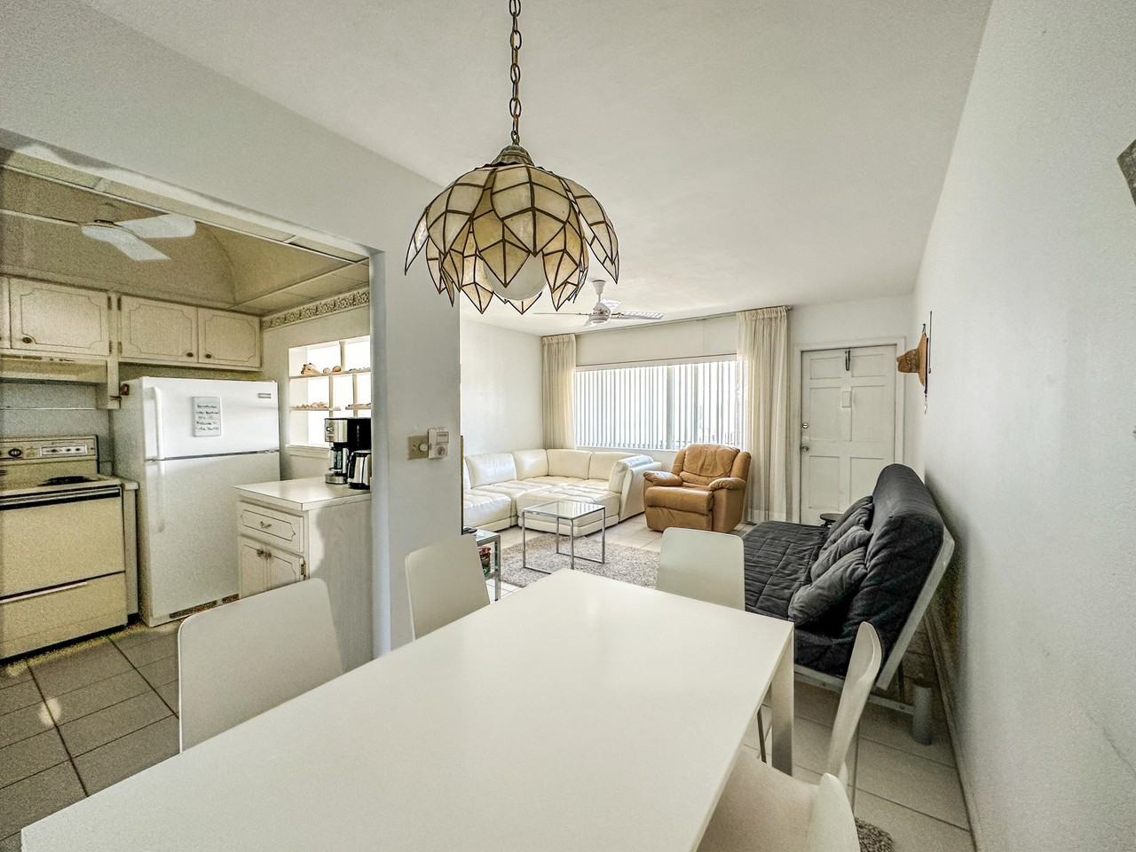 3280 Lake Osborne Dr Apt 207 - Photo 2 of 15