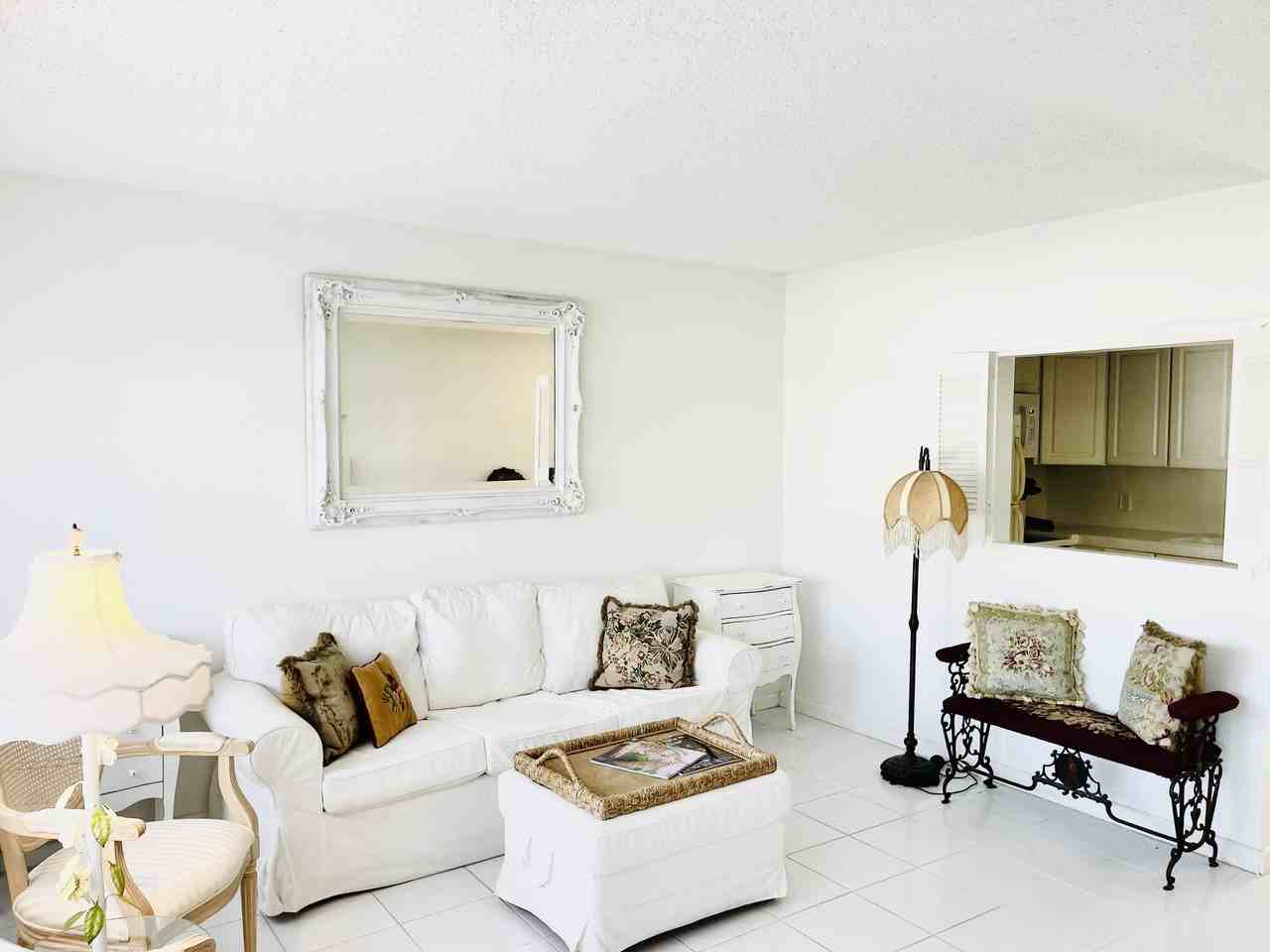 34 Kent C Unit 34 - Photo 3 of 11