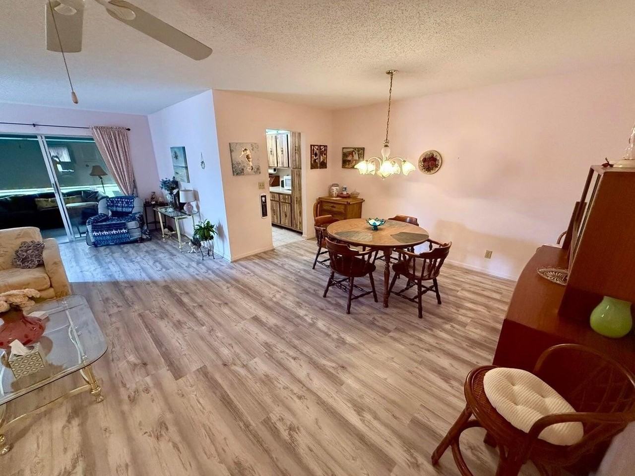 5170 Nw 3rd Ct Apt C - Photo 6 of 25