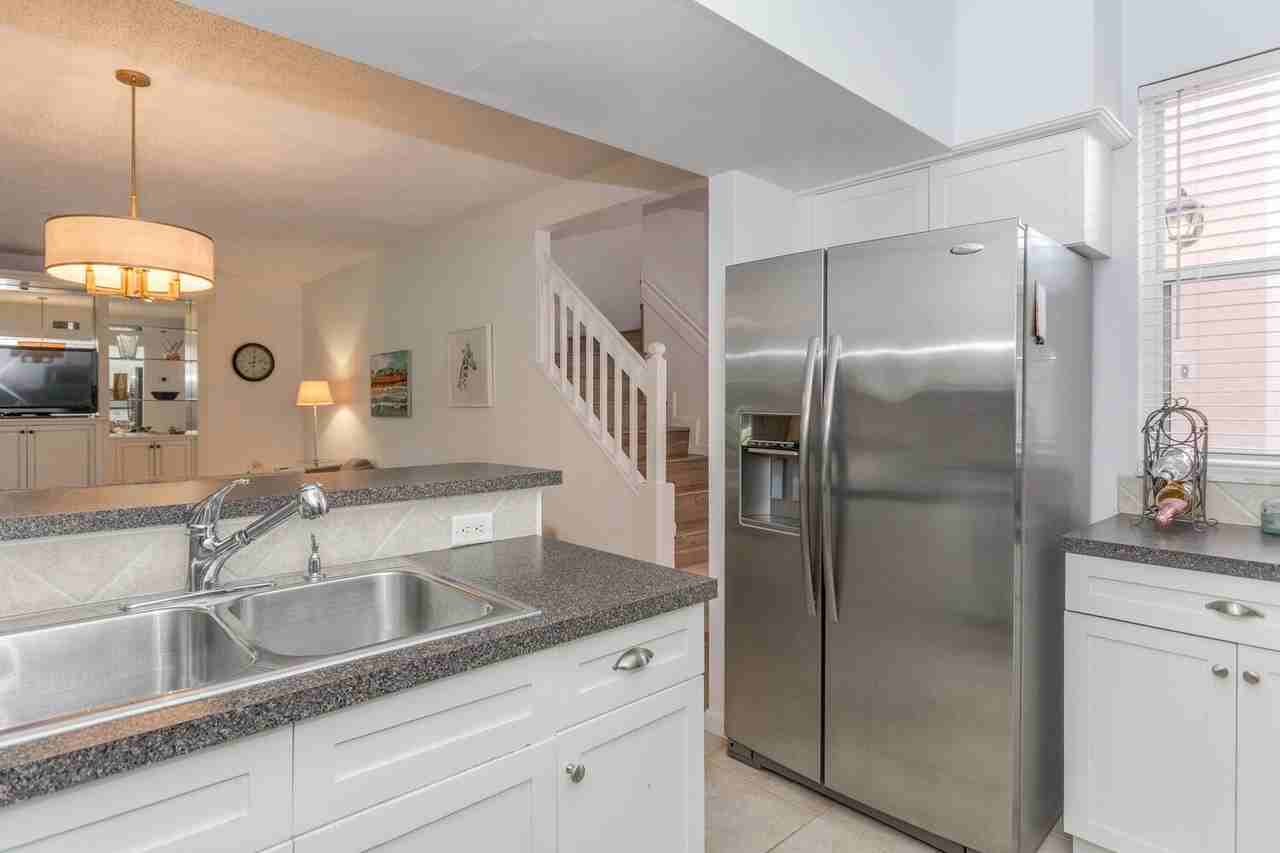 4205 Fairway Dr N Unit 4205 - Photo 6 of 43