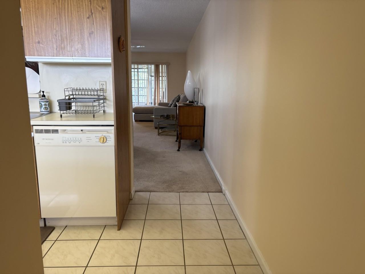 2202 Lucaya Bnd Apt G4 - Photo 5 of 22