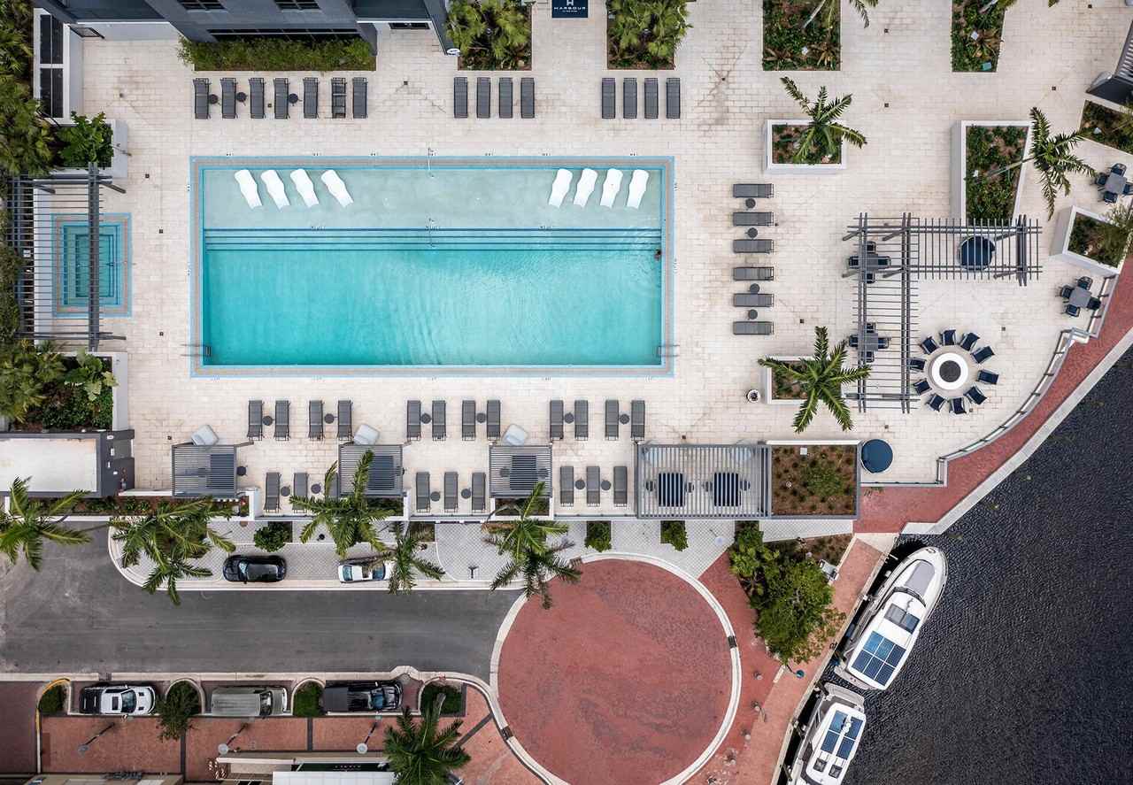 401 Sw 1st Ave Apt 807 - Photo 3 of 24