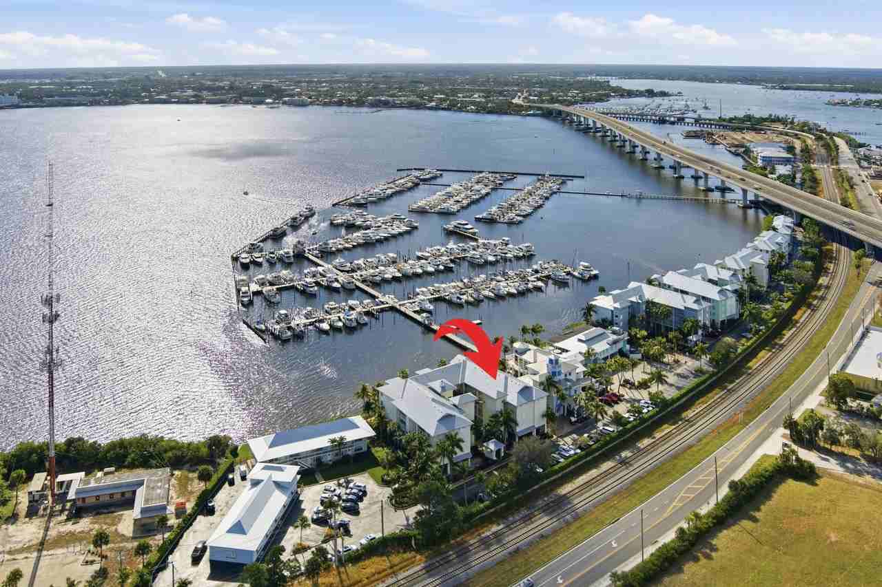 975 Nw Flagler Ave Apt 307 - Photo 2 of 35