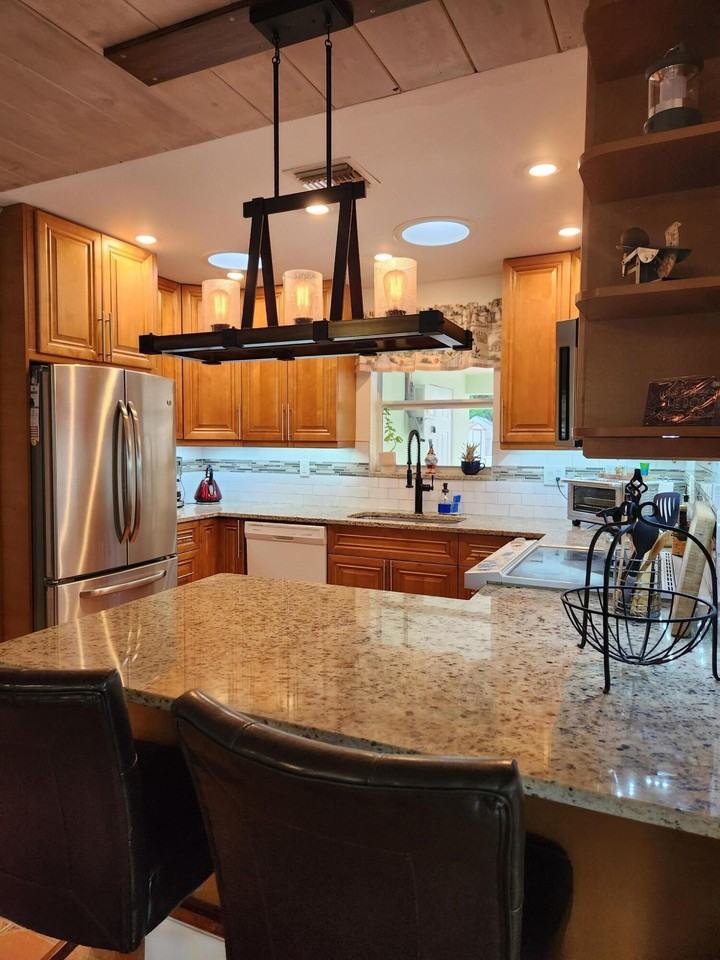 1219 N M St - Photo 5 of 19