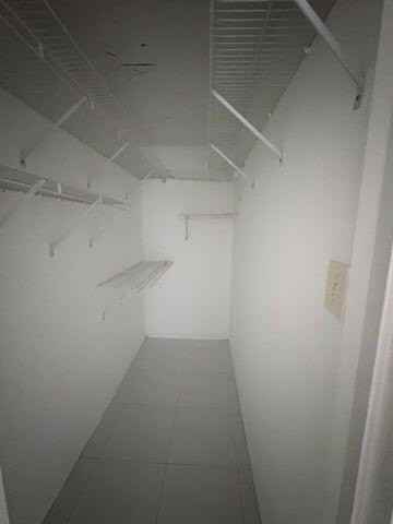 431 Mansfield I Unit K - Photo 4 of 9