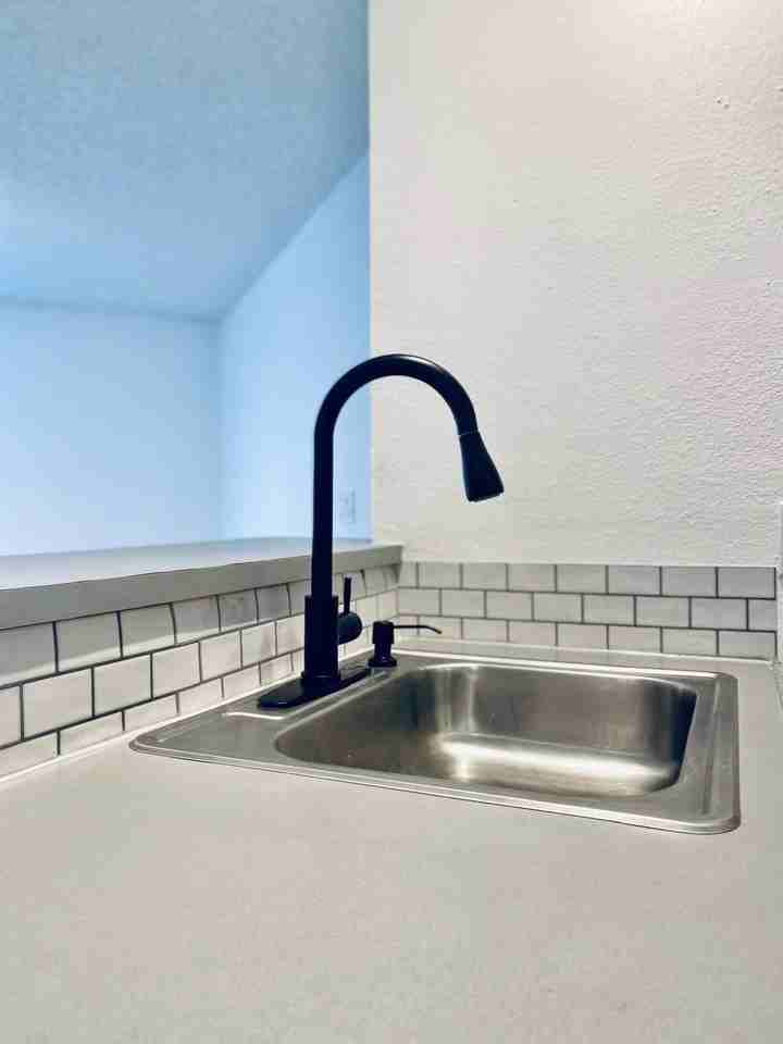 3310 Pinewalk Dr N Apt 1826 - Photo 7 of 13