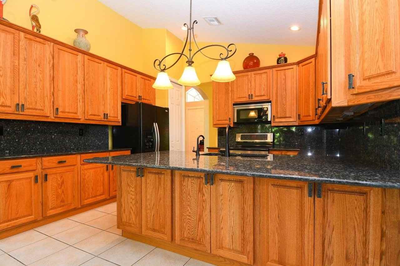 8197 Cypress Point Rd - Photo 2 of 9