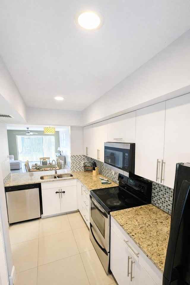 11596 Nw 45th St Unit 4 - Photo 2 of 19