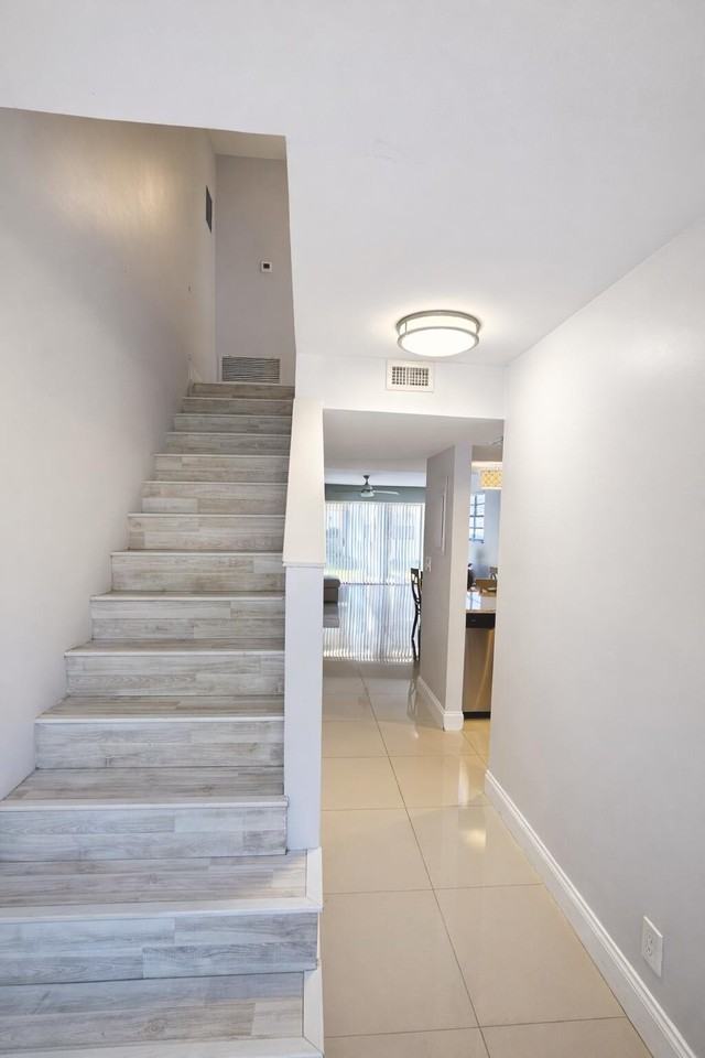 11596 Nw 45th St Unit 4 - Photo 6 of 19