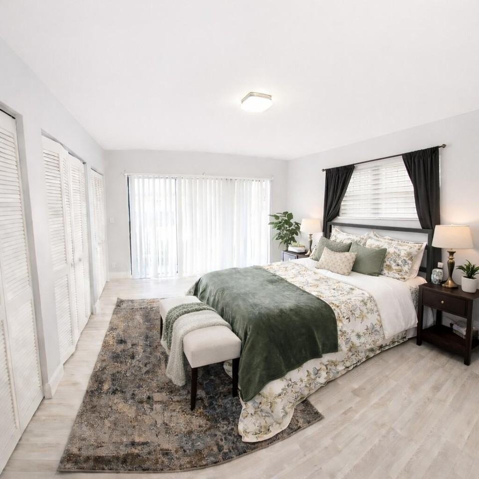 11596 Nw 45th St Unit 4 - Photo 7 of 19