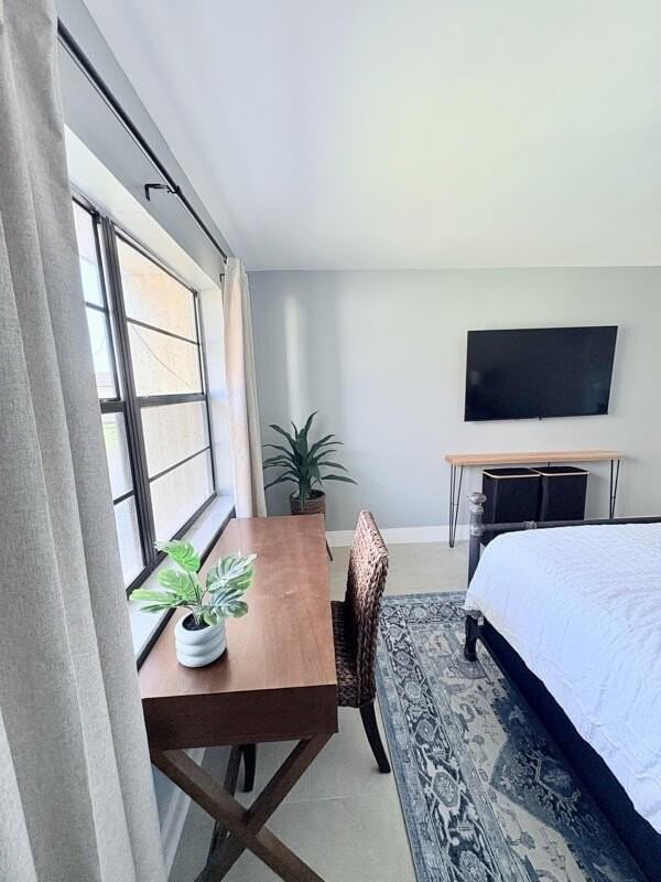 2050 Oleander Blvd Apt 2-205 - Photo 4 of 18