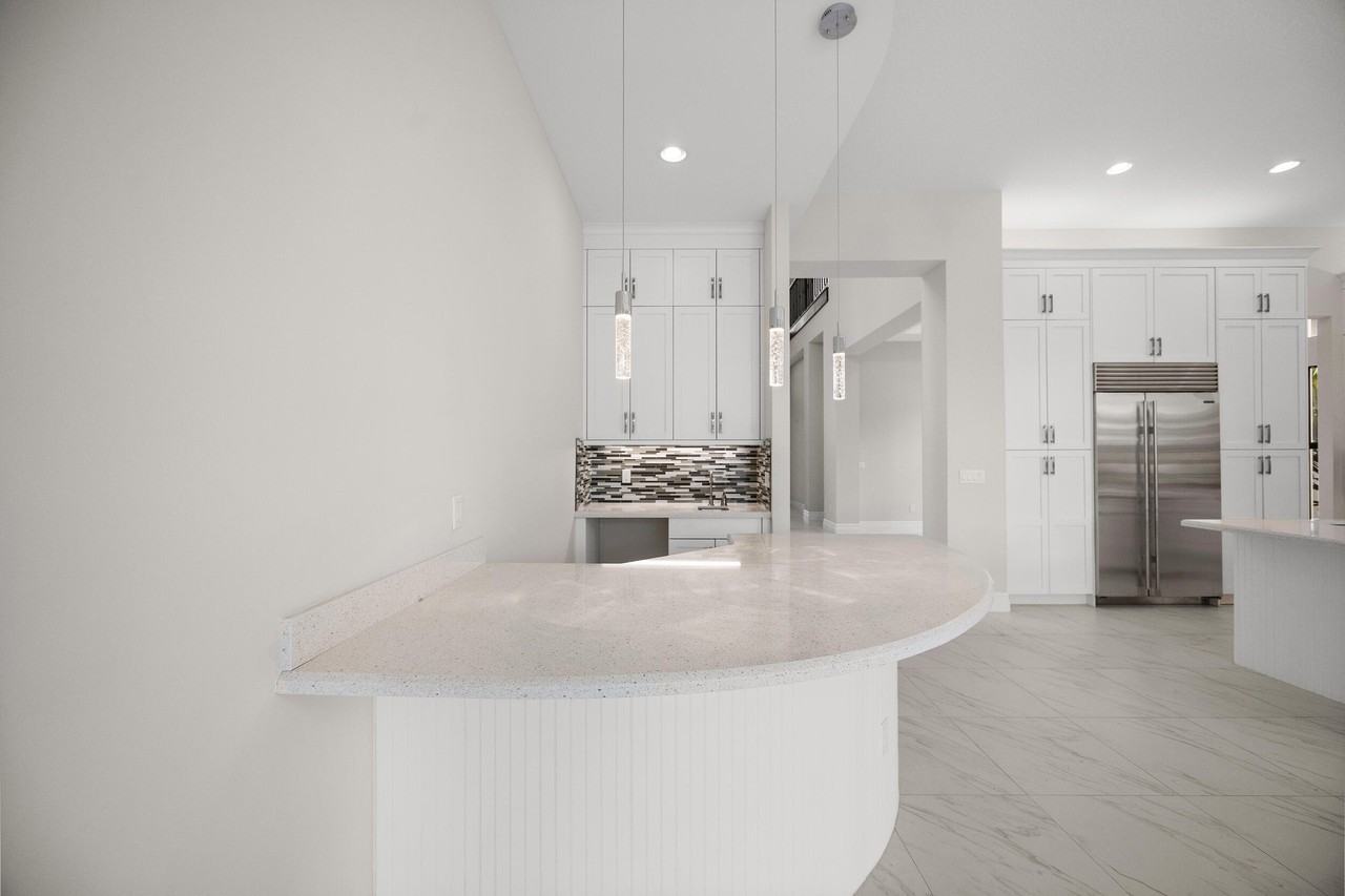 9168 Benedetta Pl - Photo 5 of 50