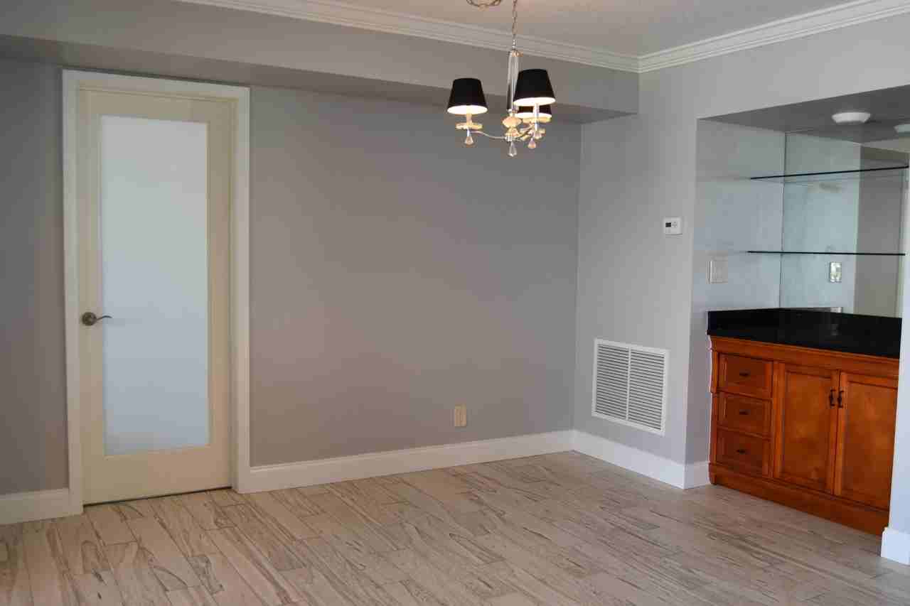 1238 Hillsboro Mile Apt 511 - Photo 4 of 40