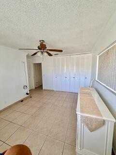 5443 Cresthaven Blvd Apt F - Photo 4 of 10