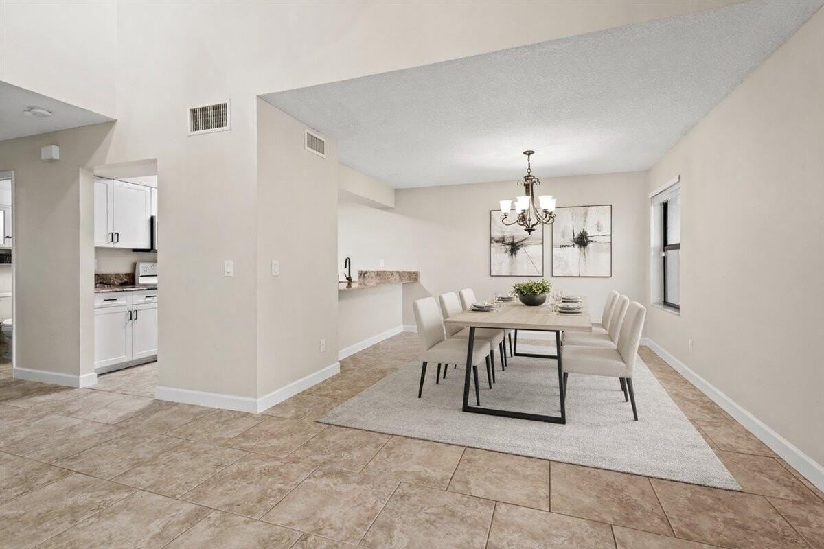 1626 Sw Crossing Cir - Photo 5 of 24