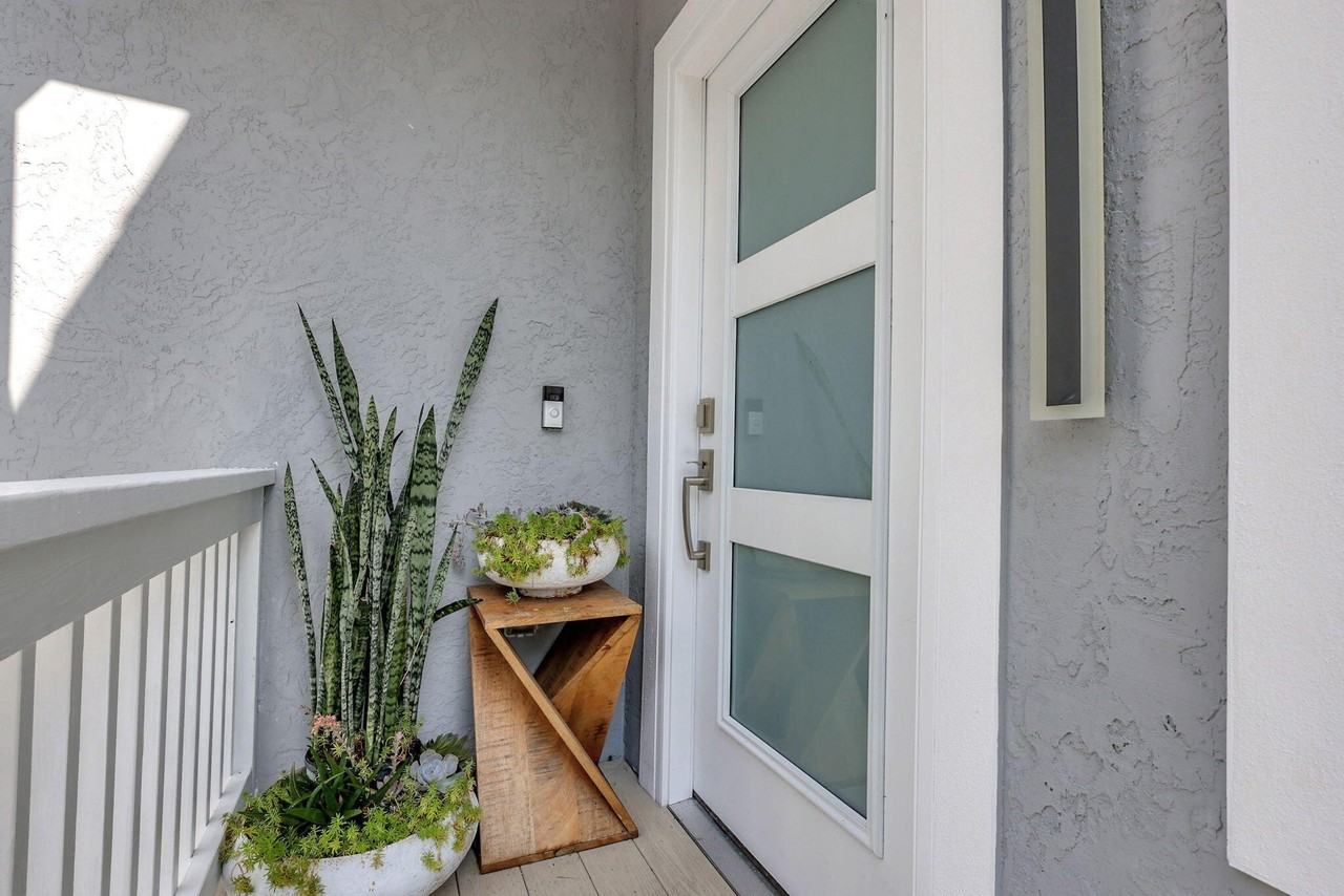 2404 Harbour Cove Dr - Photo 4 of 42