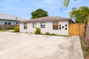 featured image of 1009 9th St Apt 4 #Apt 4