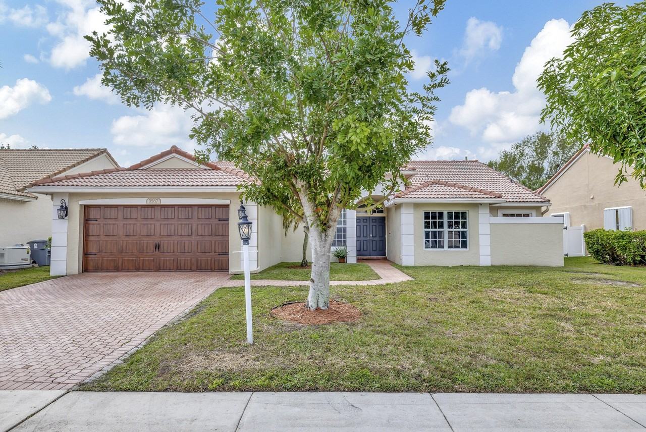 9567 Lake Serena Dr - Photo 2 of 50