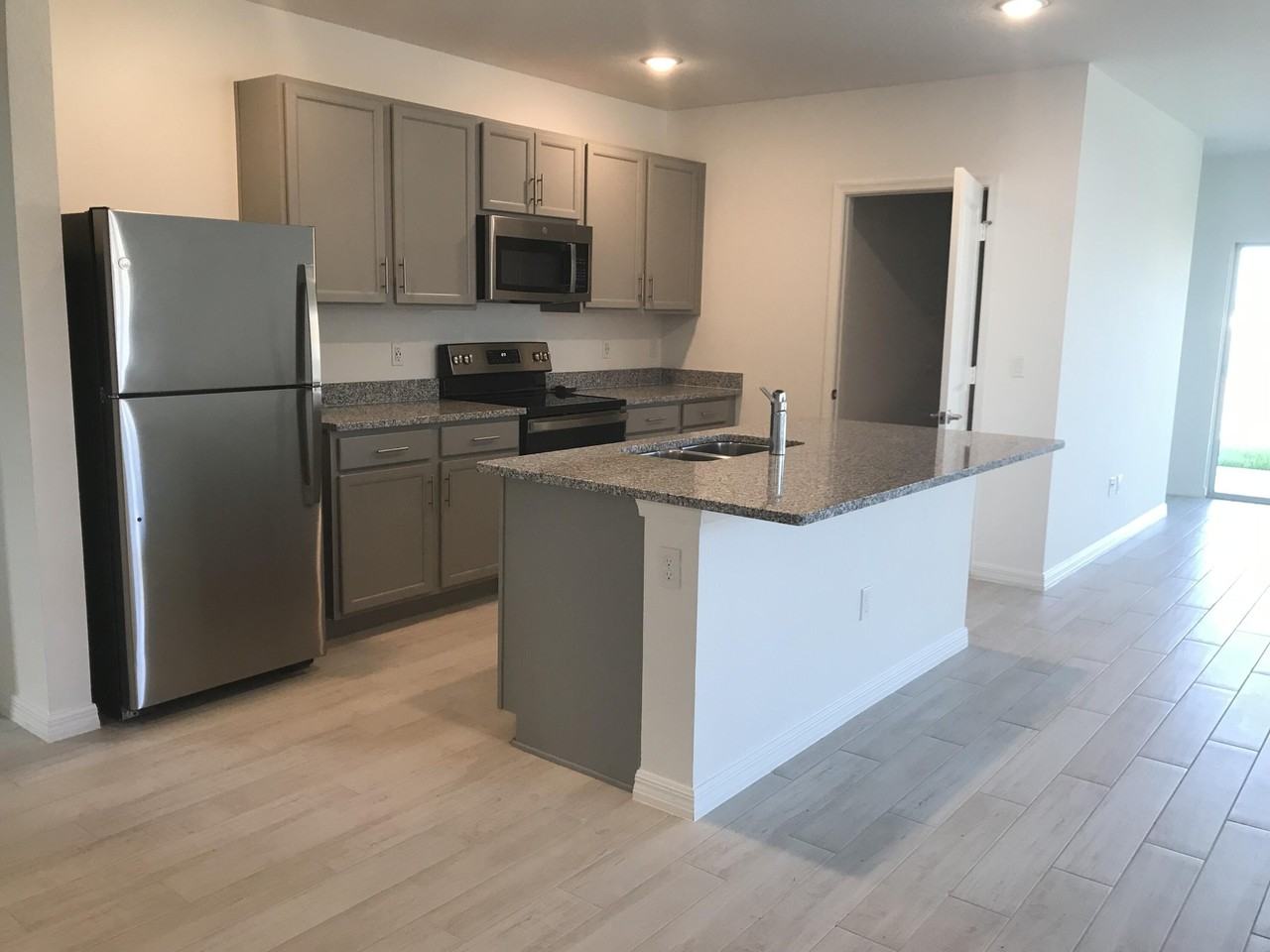 5082 Armina Pl - Photo 4 of 12