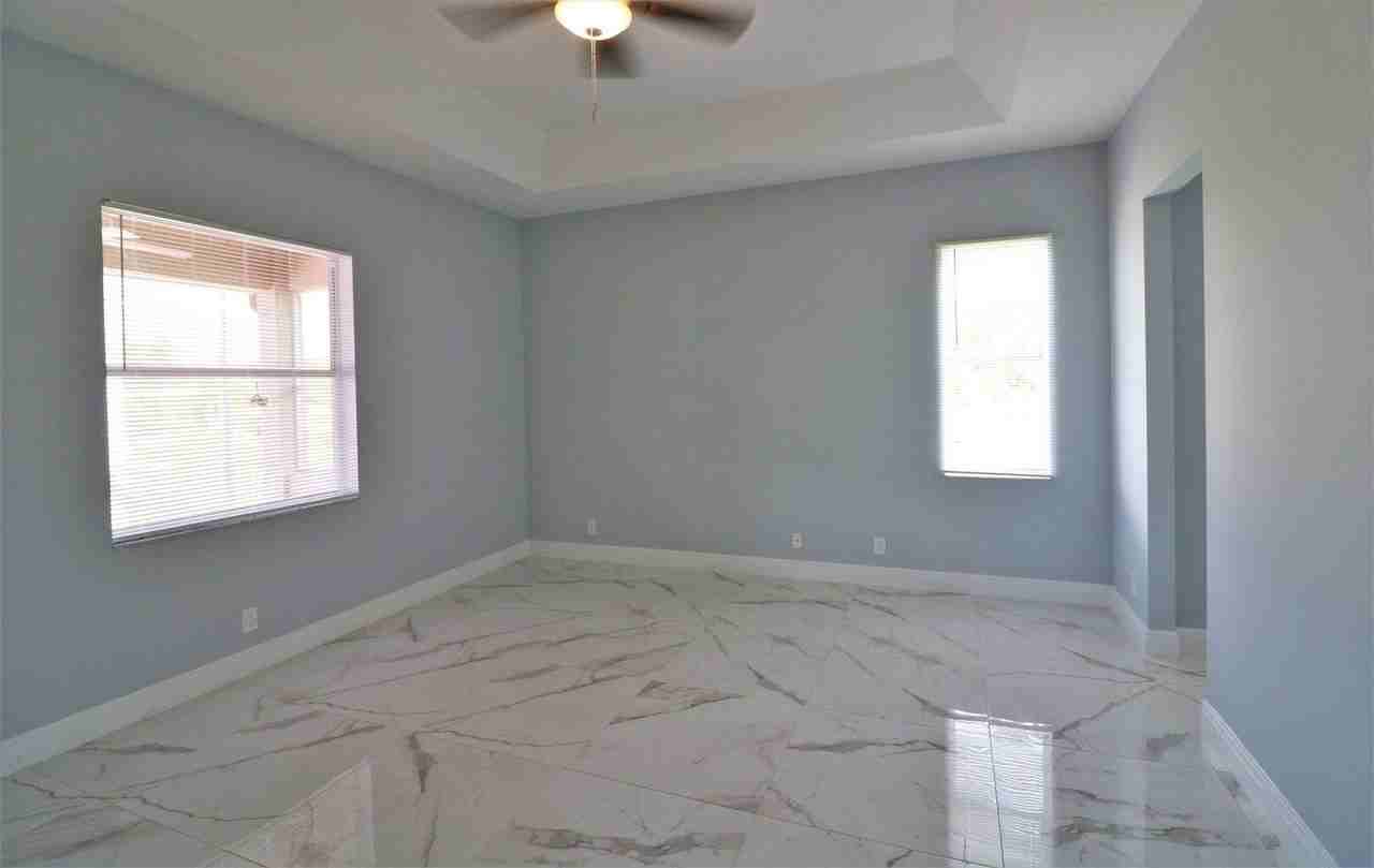 17547 32nd Ln N - Photo 5 of 13