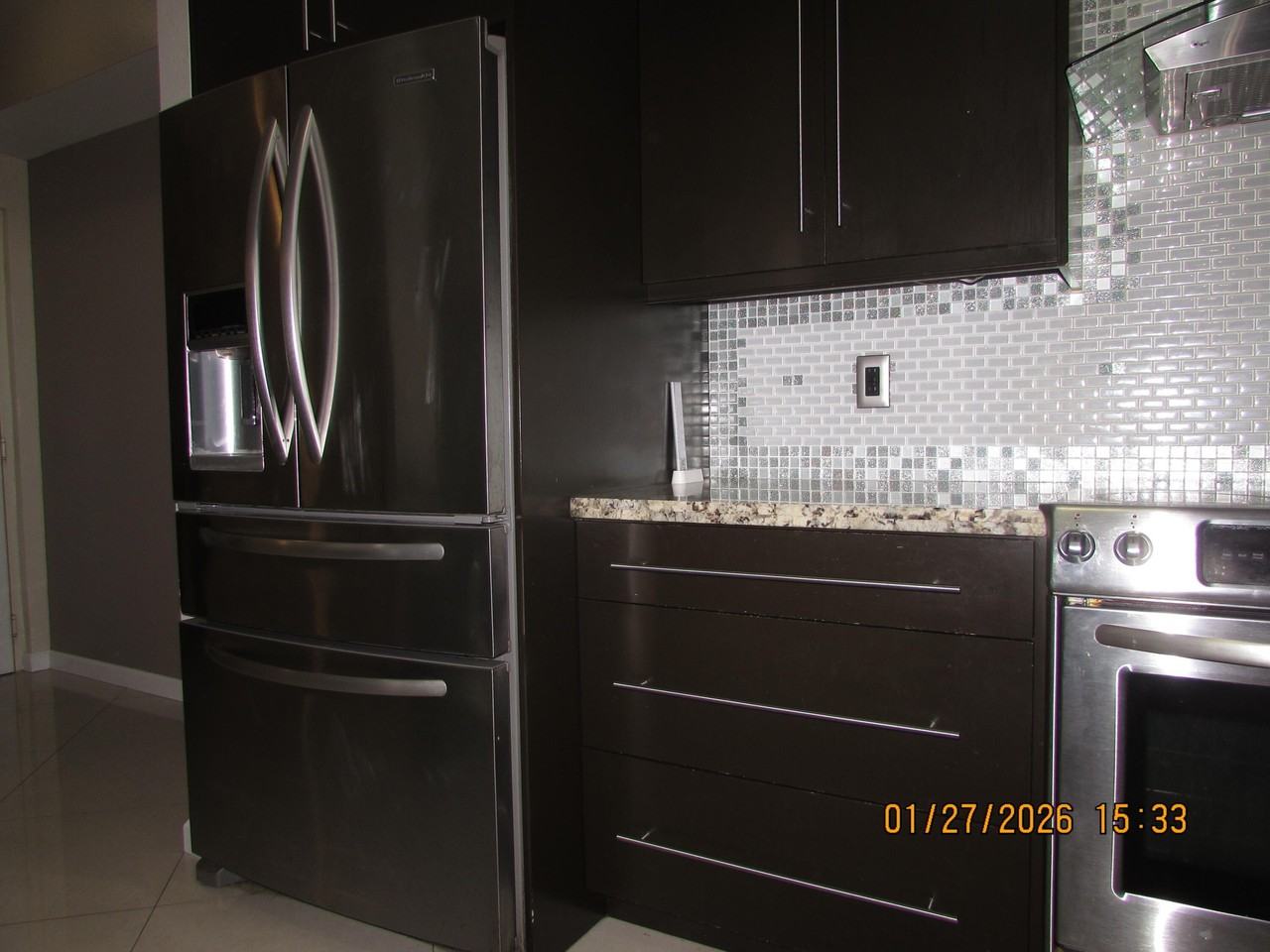 350 Crestwood Cir Apt 302 - Photo 5 of 30