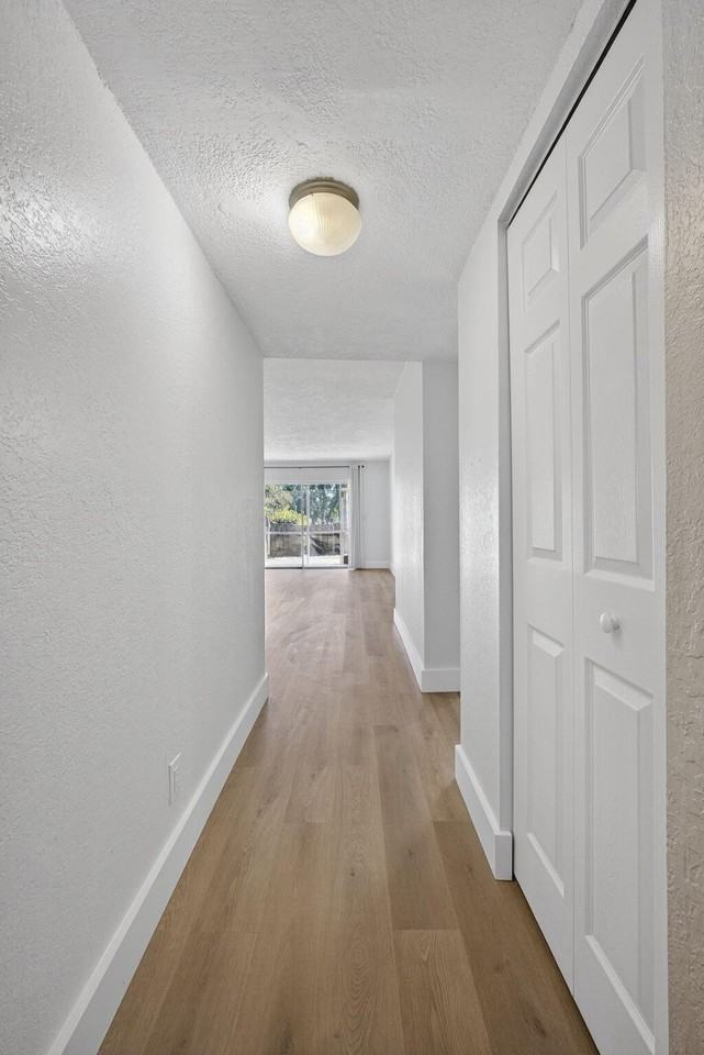 120 Sparrow Dr Apt 105 - Photo 5 of 33