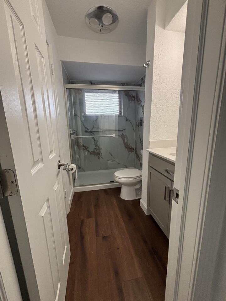 3510 Harrison St Apt 12 - Photo 7 of 18