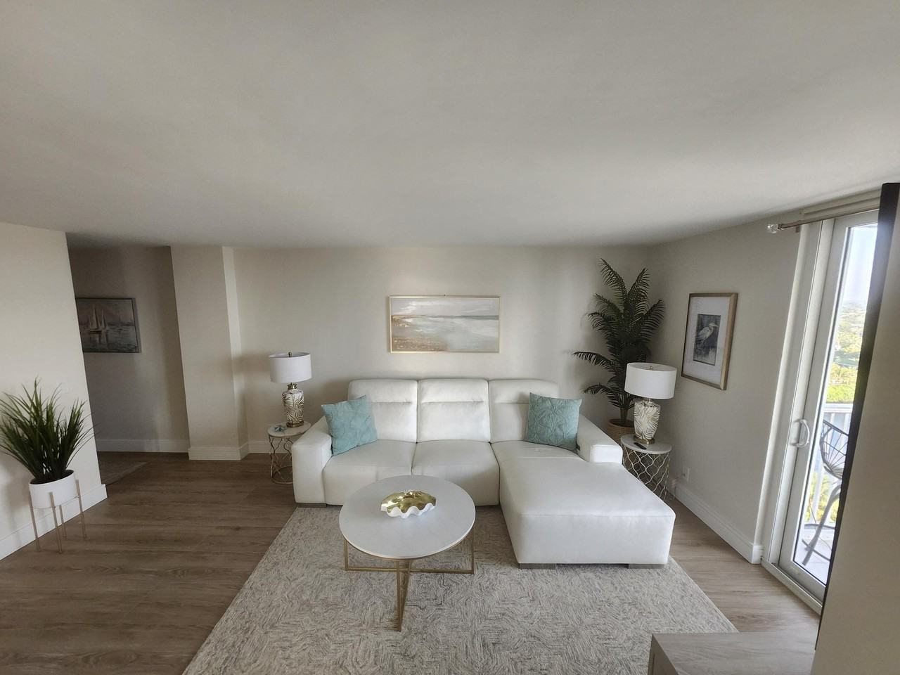 1505 N Riverside Dr Apt 1108 - Photo 6 of 16