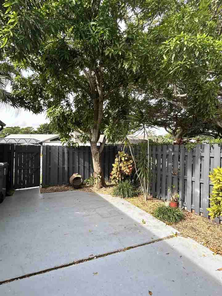 1158 Summit Trail Cir Apt D - Photo 5 of 11