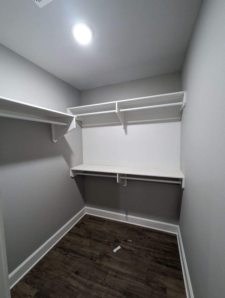 513 Martin Dr #B - Photo 7 of 8