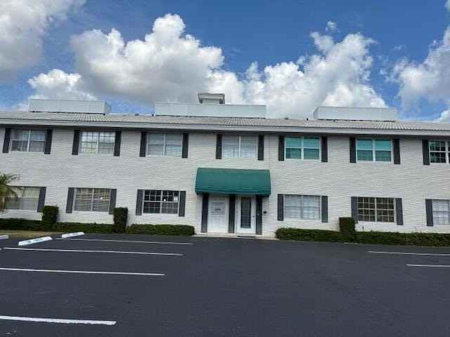 299 Sw 7th St Apt 103 - Photo 2 of 25