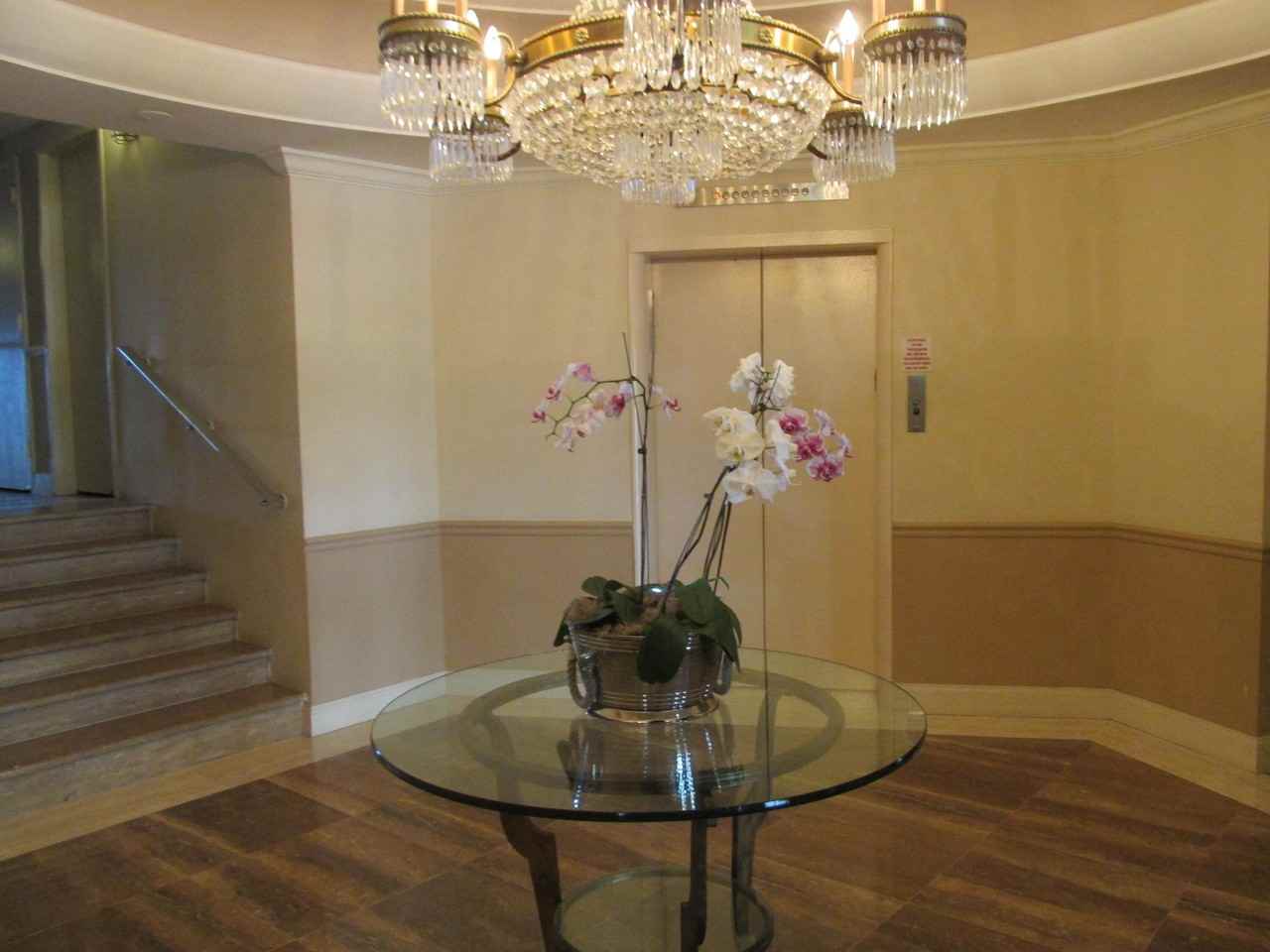 2600 N Flagler Dr Apt 705 - Photo 2 of 18