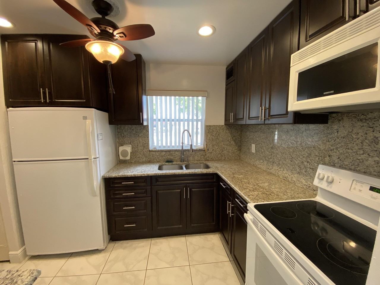 138 Lake Frances Dr - Photo 2 of 14
