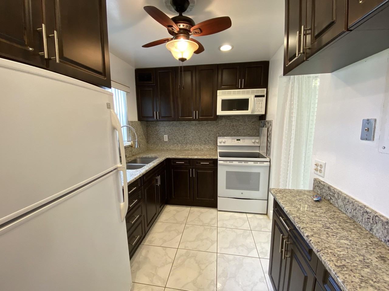 138 Lake Frances Dr - Photo 4 of 14