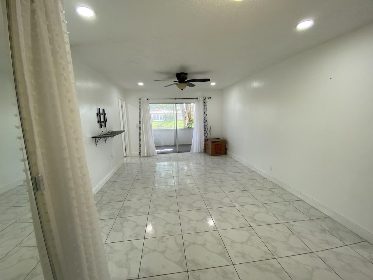 138 Lake Frances Dr - Photo 6 of 14