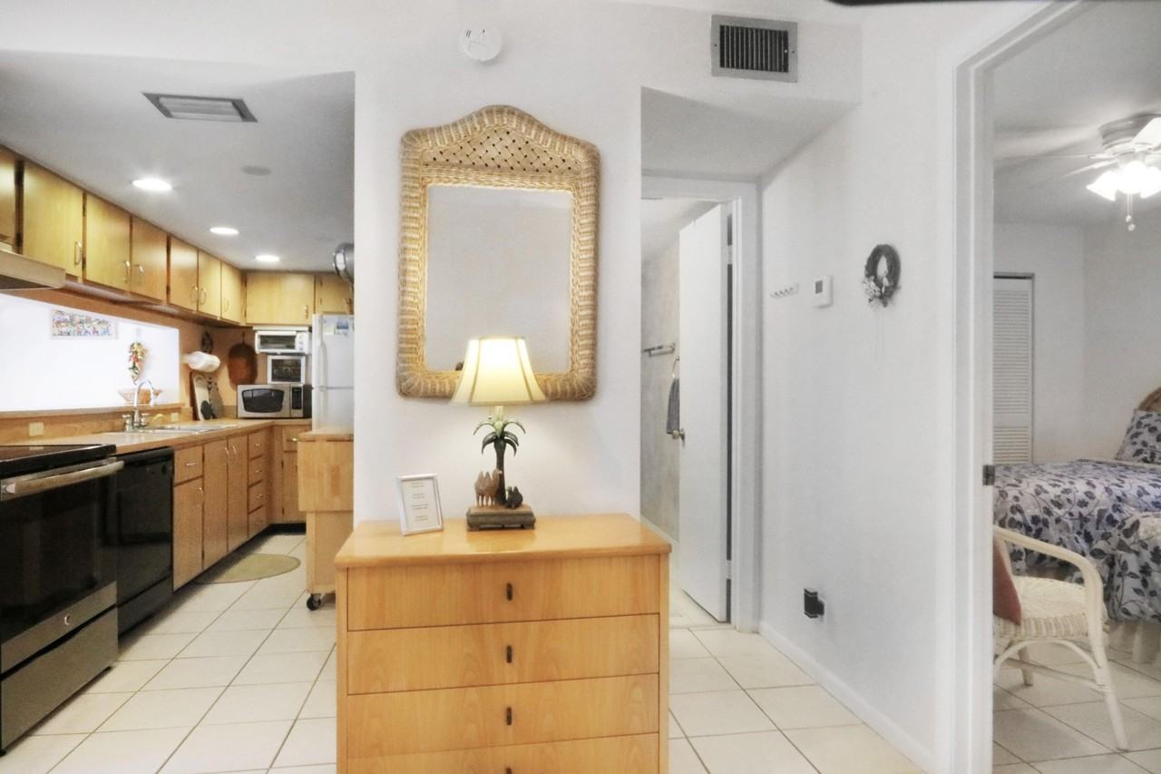 1605 S Us Highway 1 Apt M2-215 - Photo 6 of 34