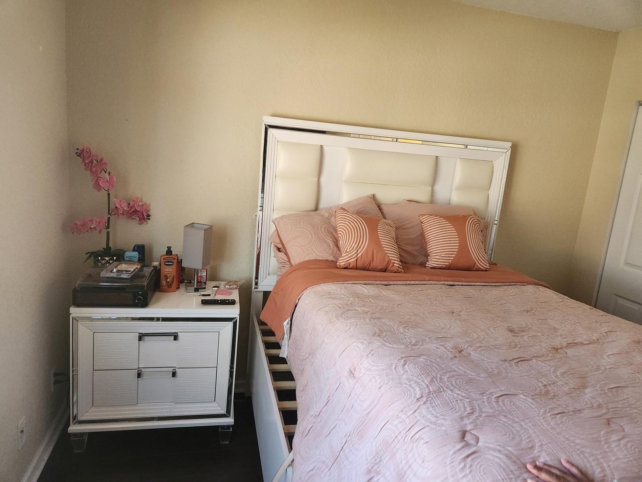 United St - Photo 3 of 9