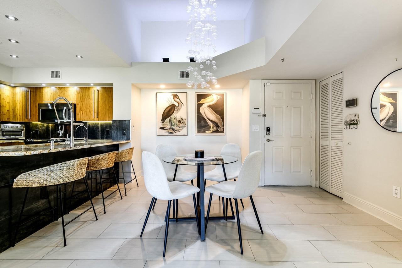 157 Yacht Club Way Apt 310 - Photo 3 of 26