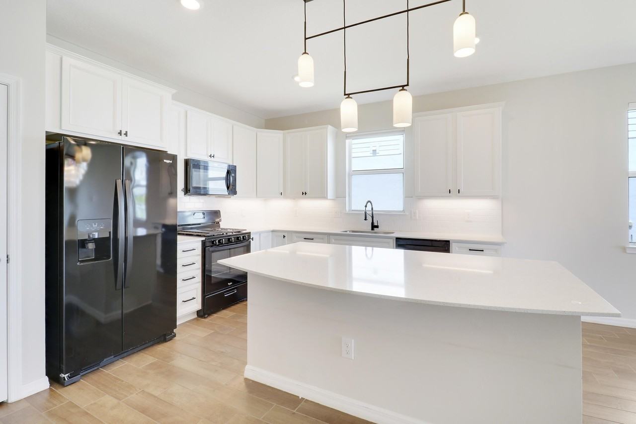 12545 Sw Gray Fox Ln - Photo 7 of 33