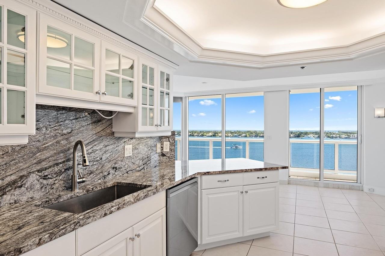 1617 N Flagler Dr Apt 11b - Photo 7 of 40