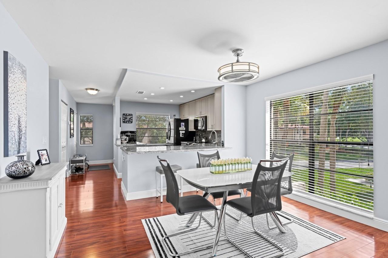 9265 Vista Del Lago Apt 41b - Photo 7 of 43