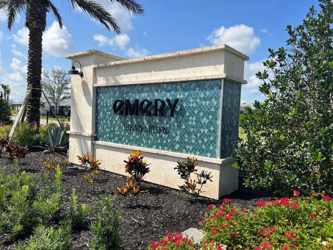 12800 Sw Eleanor Dr - Photo 3 of 12